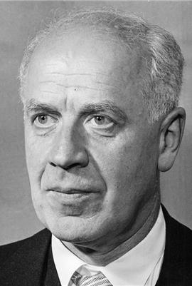 SBL äger inga bilder och kan därför ej erbjuda kopior
eller ge tillstånd till reproduktion. För mer information
om bilder, se under fliken "Om databasen"